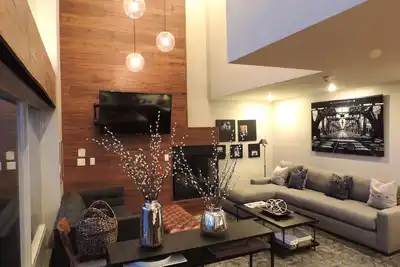 Image de Newly Remodeled 4bd, 4ba / Walk To Gondola