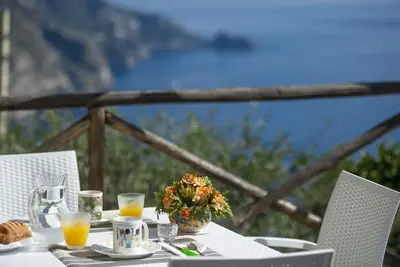 Image de Casa Punta Paradiso - Refuge Romantique avec Vue sur la Mer