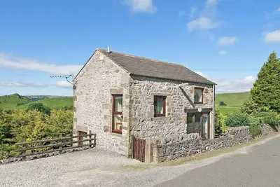 Image de 2 chambres à coucher à Earl Sterndale, near Buxton