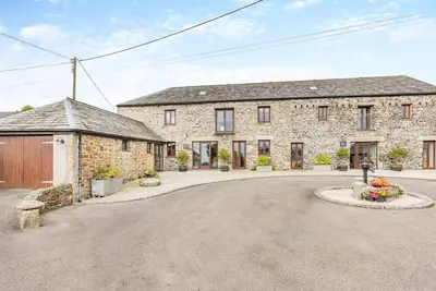 Image de 6 chambres à coucher à Tresmeer, near Launceston