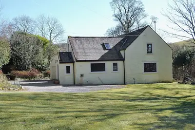 Image de 4 chambres à coucher à Near Castle Douglas