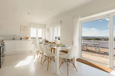 Image de 5 chambres à coucher à Hayling Island