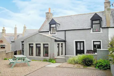 Image de 3 chambres à coucher à Whitehills, near Banff