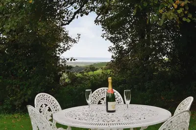 Image de 3 chambres à coucher à Boode, near Braunton