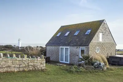 Image de 2 chambres à coucher à Portland, near Weymouth