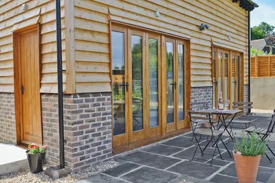 Image de 2 chambres à coucher à Sheffield Park