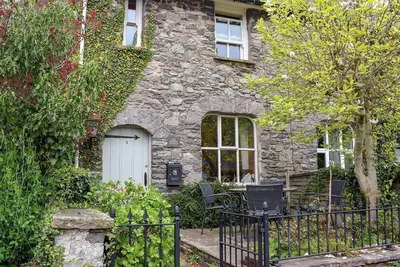 Image de 3 chambres à coucher à Sedgwick, near Kendal