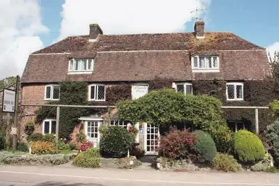 Image de 9 chambres à coucher à Winterbourne Abbas, near Dorchester