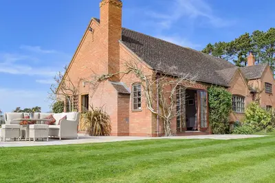 Image de 2 chambres à coucher à Moreton Paddox