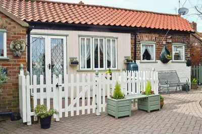 Image de 1 chambres à coucher à Burgh le Marsh, near Skegness