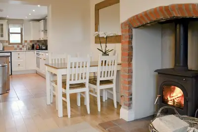 Image de 2 chambres à coucher à Norton Disney, near Newark