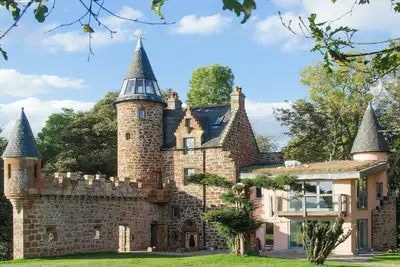 Image de 4 chambres hébergement à Largs