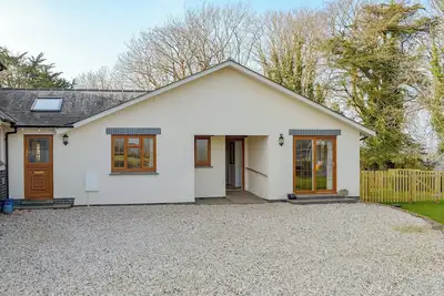 Image de 2 chambres à coucher à East Ogwell, near Newton Abbot
