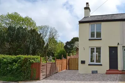 Image de 2 chambres à coucher à Porchfield, near Cowes