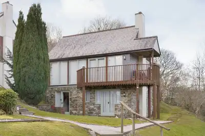 Image de 3 chambres à coucher à St Mellion, near Saltash