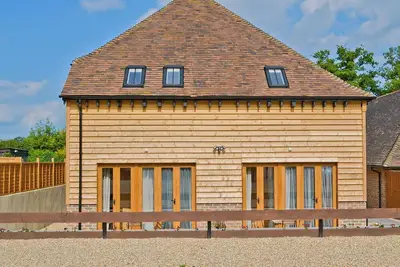 Image de 2 chambres à coucher à Sheffield Park