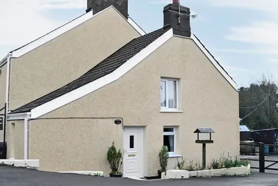 Image de 1 chambres à coucher à Cross Hands, near Carmarthen