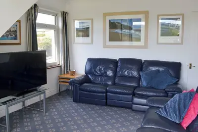 Image de 2 chambres à coucher à Hope Cove, near Kingsbridge