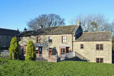 Image de 4 chambres à coucher à Mickleton, near Middleton-in-Teesdale