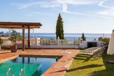 Image de Villa Diann - Large 5 bedroom Private Pool Villa with sea view