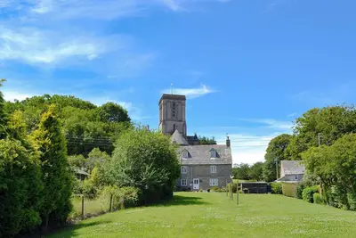 Image de 2 chambres à coucher à Kingston, near Corfe Castle