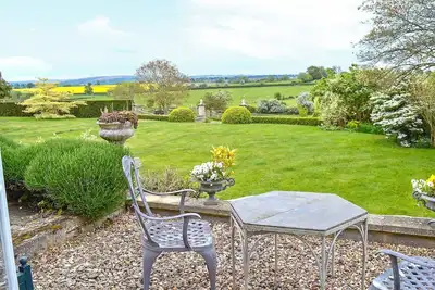 Image de 1 chambres à coucher à Todenham, near Moreton-in-Marsh