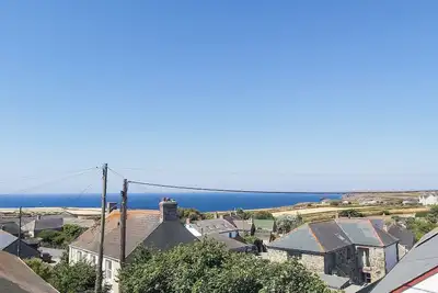 Image de 3 chambres à coucher à The Lizard Village, near Helston