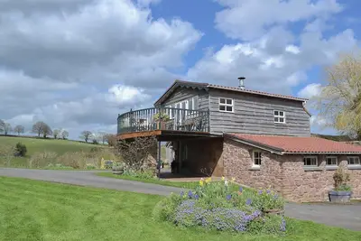 Image de 2 chambres à coucher à Bosbury, near Ledbury