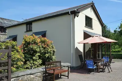 Image de Swallows Nest - W43165