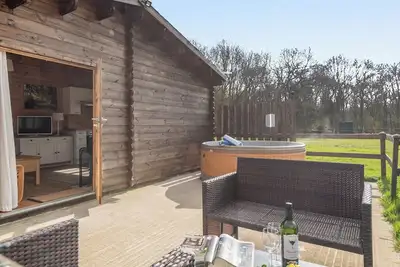 Image de Dukes Wood - Ukc2193