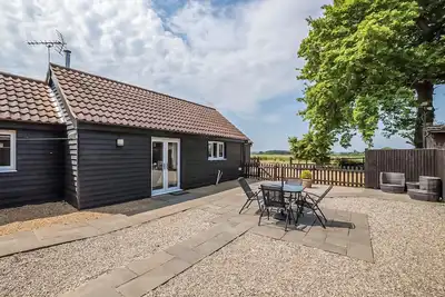 Image de 2 chambres à coucher à Skeyton, near Norwich