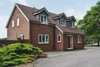 Image de 5 chambres à coucher à Brandesburton, near Hornsea