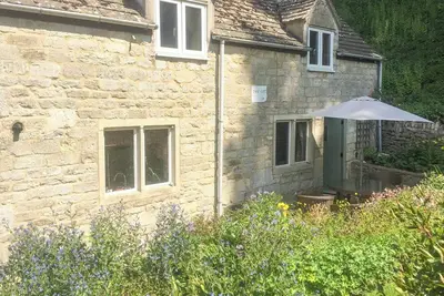 Image de 2 chambres à coucher à Bussage, near Cirencester