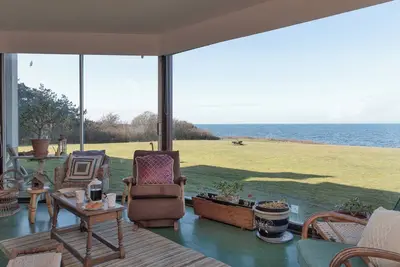 Image de 6 chambres à coucher à Prestwick