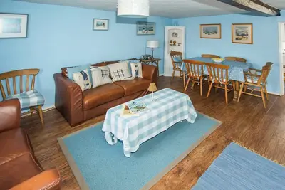 Image de 2 chambres hébergement à Blakeney, près de Holt