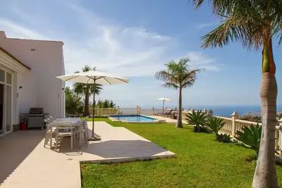Image de Casa Bonita - 4 bedroom Country House in Authentic Andalucia, Malaga