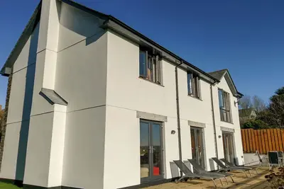 Image de 4 chambres à coucher à Marhamchurch, near Bude