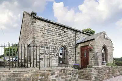 Image de 2 chambres à coucher à Alton, near Chesterfield