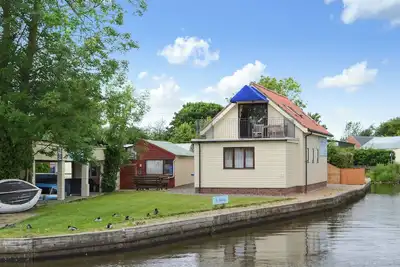 Image de 2 chambres à coucher à Stalham