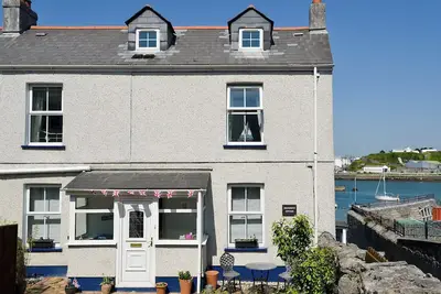 Image de 3 chambres à coucher à Turnchapel, near Plymouth