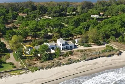 Image de Au paradis, les pieds dans l'eau