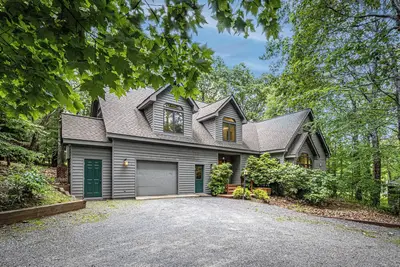 Image de Week-end commémoratif disponible - Maison de luxe sur la montagne avec abonnement à un centre de villégiature