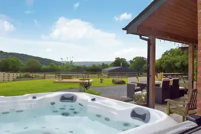 Image de 6 chambres à coucher à Aberhafesp, near Newtown