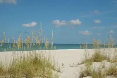 Image de Captiva Maison de vacances: confort, piscine privée, un quai, à 300 pas de la plage