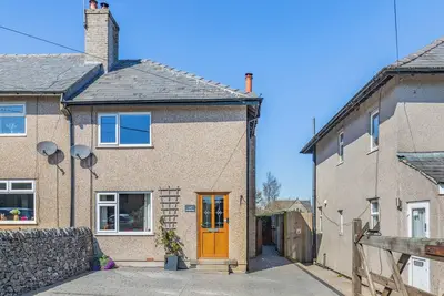 Image de 3 chambres à coucher à Peak Dale, near Buxton