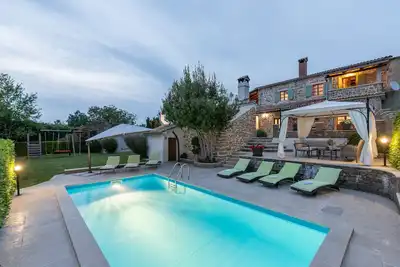 Image de Villa avec piscine privée au coeur de l'Istrie (Villa Mario)
