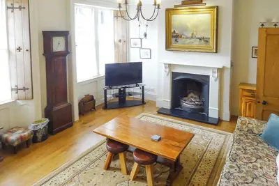 Image de 5 chambres hébergement à Pickering