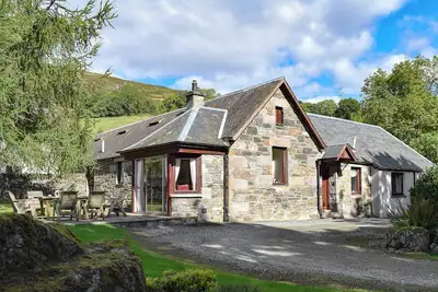Image de 3 chambres à coucher à Keltneyburn, by Aberfeldy