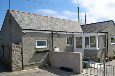 Image de 2 chambres à coucher à Newborough, near Llangefni