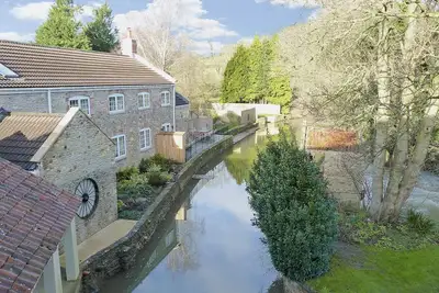 Image de 2 chambres à coucher à Spring Gardens, Frome
